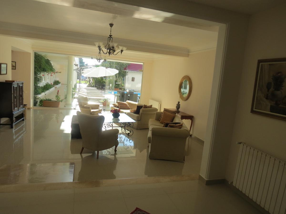 Kobuleti Beach Club Екстериор снимка