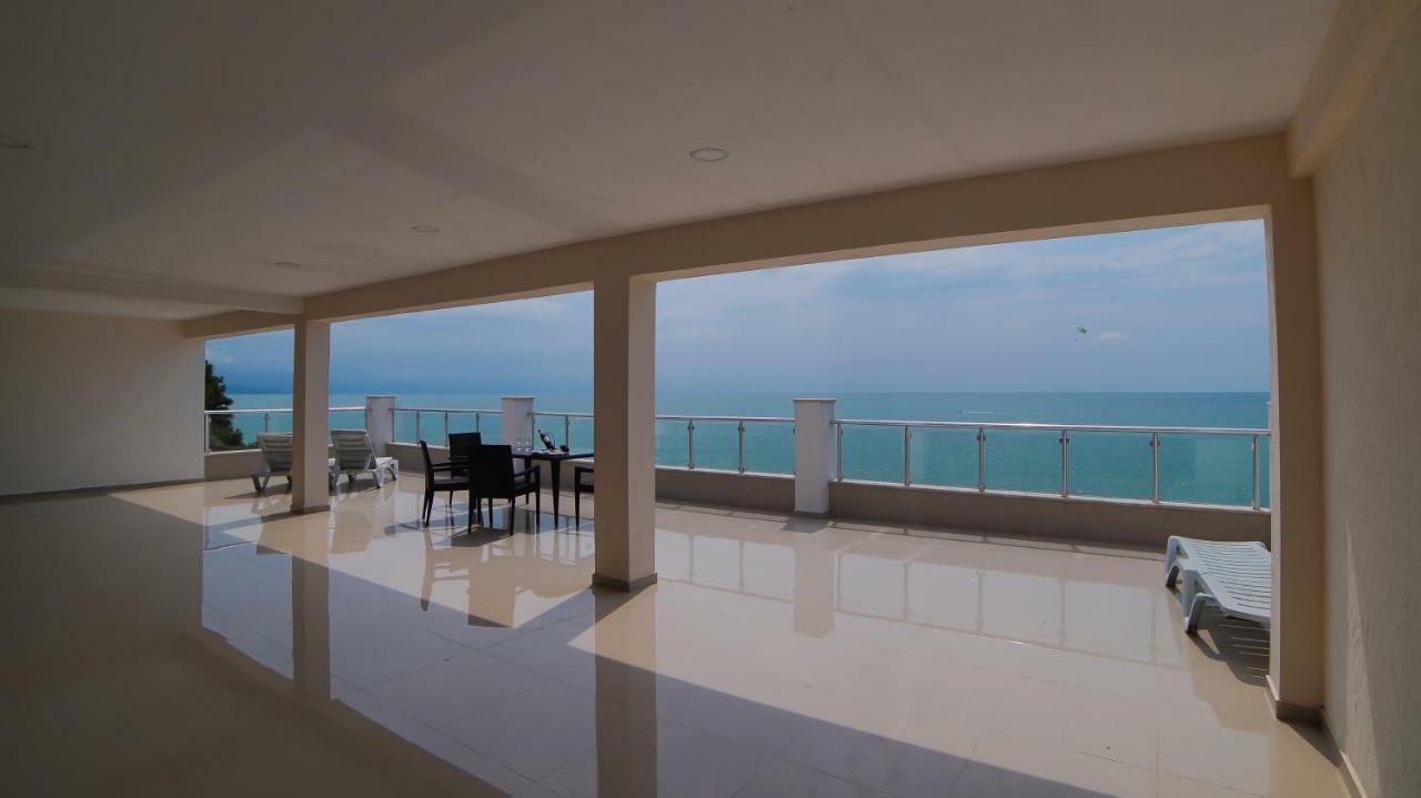 Kobuleti Beach Club Екстериор снимка